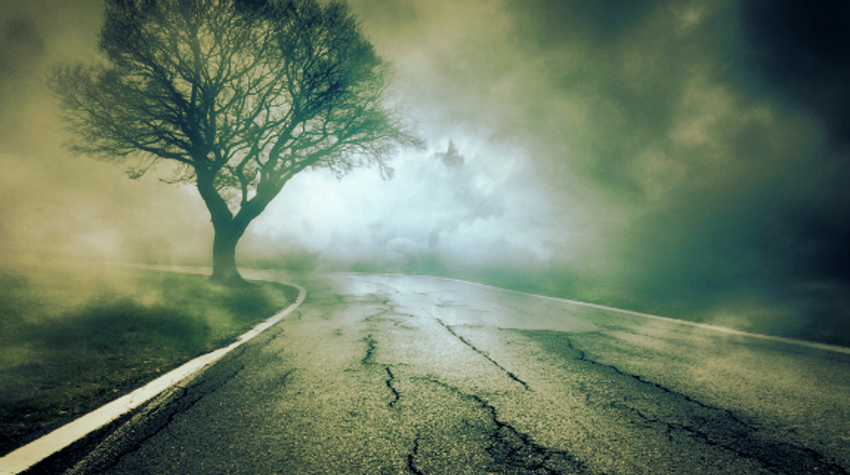 haunted-roads-in-the-world-we-dare-you-to-drive